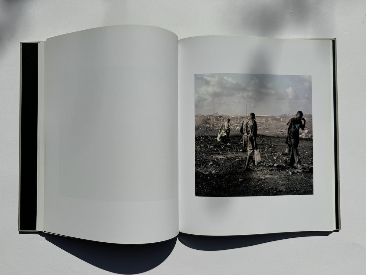 洋書　PIETER HUGO:SELECTED WORKS(H) Permanent Error - Pieter Hugo – Gallery Bon Bon