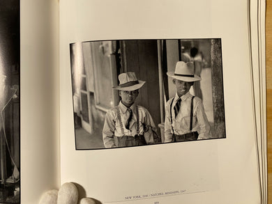 AMERICA IN PASSING HENRI CARTIER•BRESSON America In Passing • Henri Cartier-Bresson • Magnum Photos