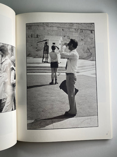 Elliott Erwitt: Recent Developments – Gallery Bon Bon