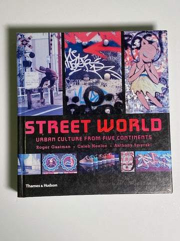 洋書 STREET WORLD Street World: Urban Culture and Art from Five Continents – Gallery